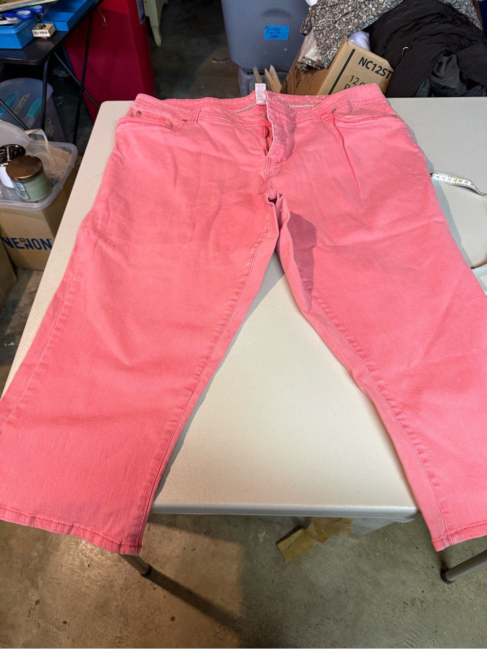 Sonoma Pink Cropped Women’s Jeans - Ankle Length